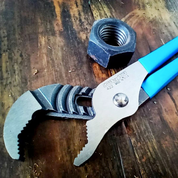 Channellock 9.5-Inch V-Jaw Tongue & Groove Pliers