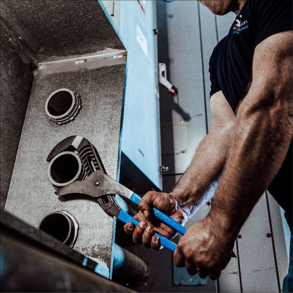 Channellock 20-Inch BigAzz® Straight Jaw Tongue & Groove Pliers