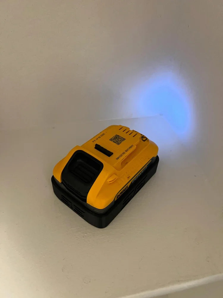 STS Auto Design DWDCBP520 Dewalt 20V 5.0Ah Powerstack Magnetic Battery Cover